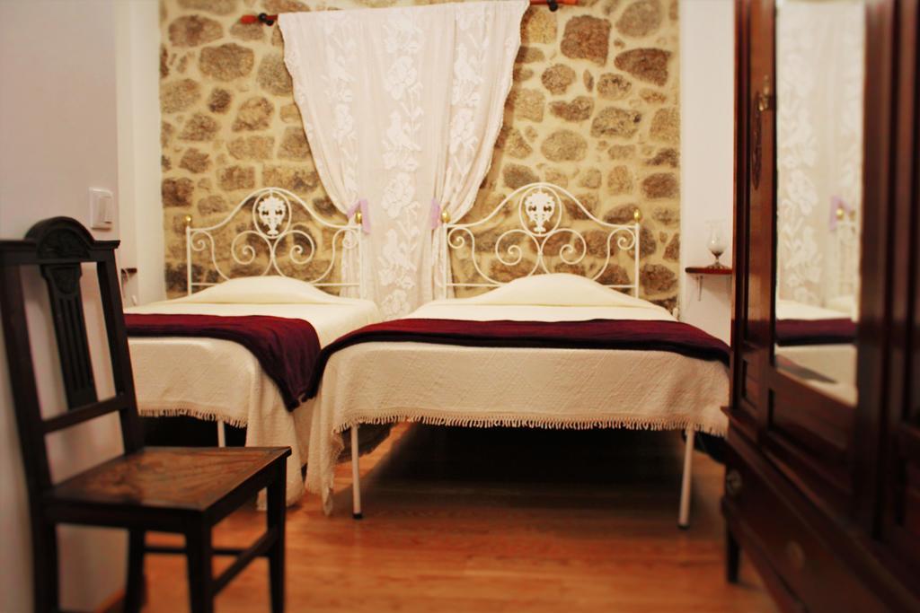 Casa Pires Mateus Guest House Monsanto Exterior foto